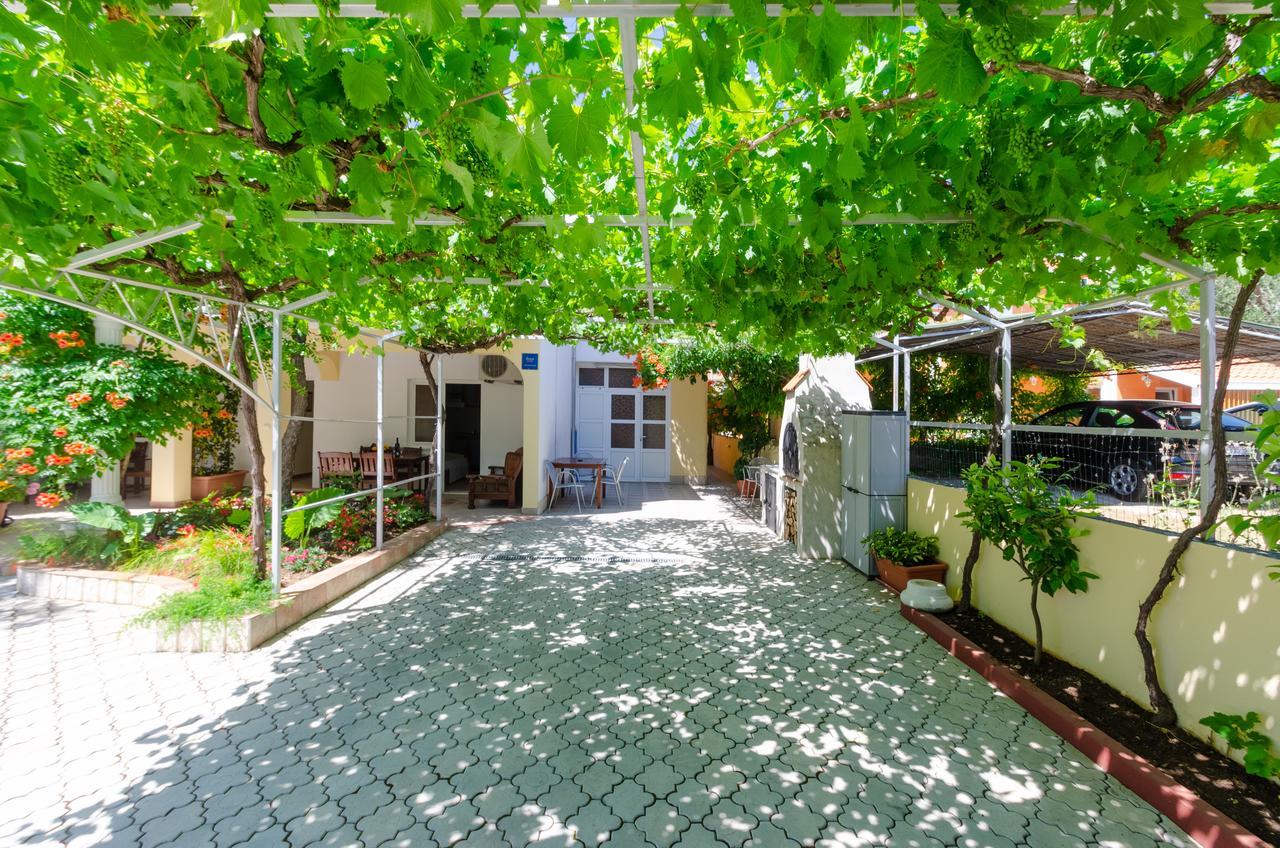 Apartments Two Olive Trees Orebić Buitenkant foto